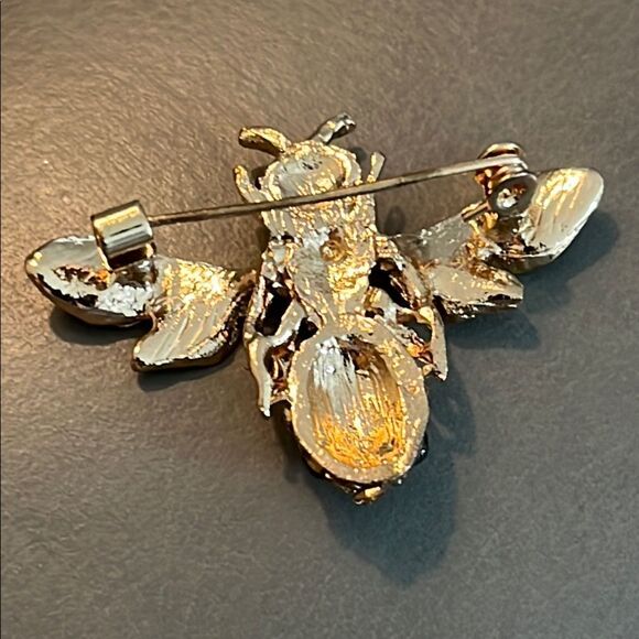 Gold and Black Bee Brooch Enameled Wings - Picture 3 of 3